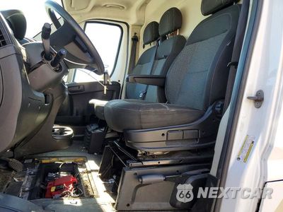 Zdjęcie 7 z 13 samochodu: 2018 RAM PROMASTER 1500 1500 HIGH VIN:3C6TRVBG4JE154527 - miniatura