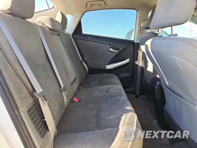 Zdjęcie 10 z 13 samochodu: 2015 TOYOTA PRIUS TWO VIN:JTDKN3DU5F0474799 - miniatura