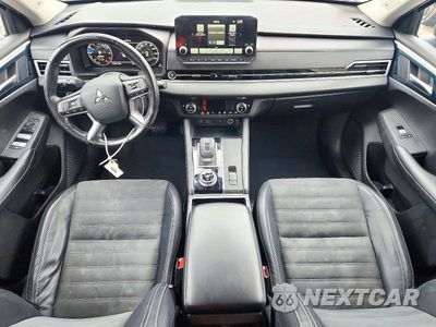 Zdjęcie 8 z 13 samochodu: 2022 MITSUBISHI OUTLANDER SE VIN:JA4J4UA8XNZ009578 - miniatura