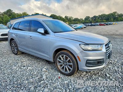 Czwarte zdjęcie samochodu z boku: 2017 AUDI Q7 PREMIUM PLUS VIN:WA1LAAF78HD033718 - miniatura