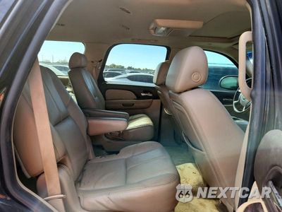 Zdjęcie 11 z 13 samochodu: 2007 GMC YUKON DENALI VIN:1GKFK63897J297514 - miniatura
