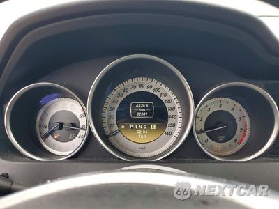 Zdjęcie 9 z 12 samochodu: 2012 MERCEDES-BENZ C 250 VIN:WDDGF4HB9CA724185 - miniatura