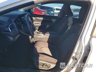 Zdjęcie 7 z 12 samochodu: 2018 TOYOTA CAMRY LE VIN:4T1B11HKXJU620720 - miniatura