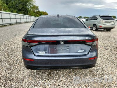 Zdjęcie 6 z 12 samochodu: 2025 HONDA ACCORD TOURING HYBRID VIN:1HGCY2F81SA009125 - miniatura