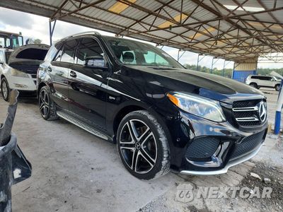 Czwarte zdjęcie samochodu z boku: 2019 MERCEDES-BENZ GLE 43 AMG VIN:4JGDA6EB1KB195167 - miniatura