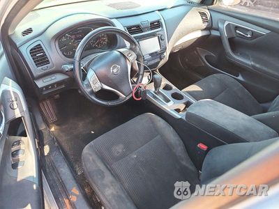 Zdjęcie 8 z 12 samochodu: 2015 NISSAN ALTIMA 2.5 SV VIN:1N4AL3AP8FC158348 - miniatura