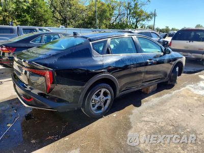 Trzecie zdjęcie samochodu z tyłu: 2025 KIA K4 LXS VIN:3KPFT4DE8SE205123 - miniatura