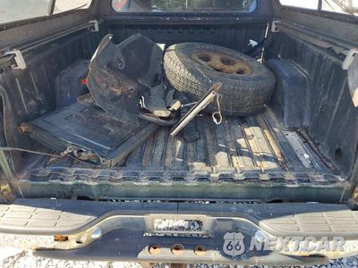 Zdjęcie 12 z 13 samochodu: 2002 CHEVROLET SILVERADO K1500 VIN:1GCEK19T02E127291 - miniatura