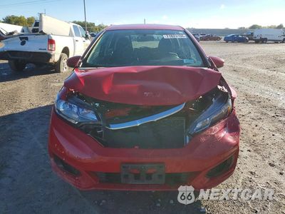 Piąte zdjęcie samochodu w środku: 2018 HONDA FIT LX VIN:3HGGK5H43JM724536 - miniatura
