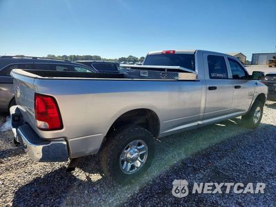 Trzecie zdjęcie samochodu z tyłu: 2015 RAM 2500 ST VIN:3C6UR5HJ1FG527512 - miniatura