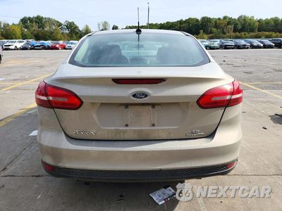 Zdjęcie 6 z 12 samochodu: 2016 FORD FOCUS SE VIN:1FADP3F27GL386275 - miniatura