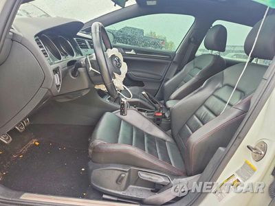 Zdjęcie 7 z 12 samochodu: 2015 VOLKSWAGEN GTI VIN:3VW5T7AU8FM083168 - miniatura