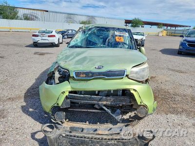 Piąte zdjęcie samochodu w środku: 2015 KIA SOUL BASE VIN:KNDJN2A23F7771814 - miniatura