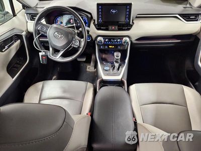 Zdjęcie 8 z 14 samochodu: 2019 TOYOTA RAV4 LIMITED VIN:2T3DWRFV0KW009433 - miniatura