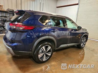 Trzecie zdjęcie samochodu z tyłu: 2026 NISSAN ROGUE SL VIN:5N1BT3CA6TC710590 - miniatura