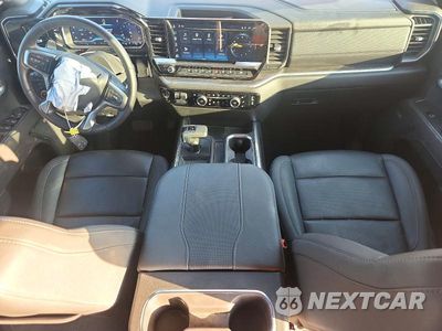 Zdjęcie 8 z 12 samochodu: 2025 CHEVROLET SILVERADO K1500 LTZ VIN:1GCUKGED2SZ231996 - miniatura