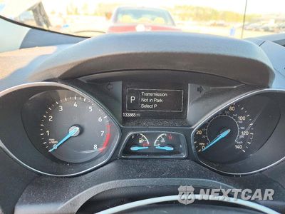 Zdjęcie 9 z 13 samochodu: 2018 FORD ESCAPE SE VIN:1FMCU9GD9JUA11762 - miniatura