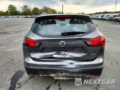 Zdjęcie 6 z 14 samochodu: 2017 NISSAN ROGUE SPORT S VIN:JN1BJ1CR9HW132059 - miniatura