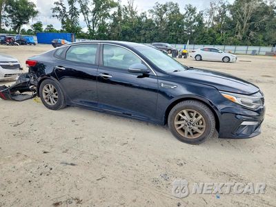 Czwarte zdjęcie samochodu z boku: 2019 KIA OPTIMA LX VIN:5XXGT4L33KG332678 - miniatura