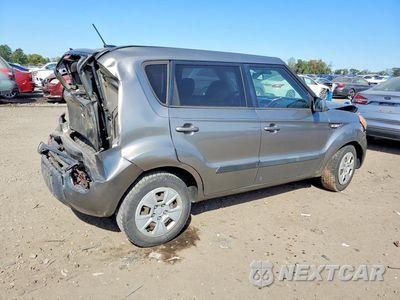 Trzecie zdjęcie samochodu z tyłu: 2013 KIA SOUL BASE VIN:KNDJT2A5XD7559540 - miniatura