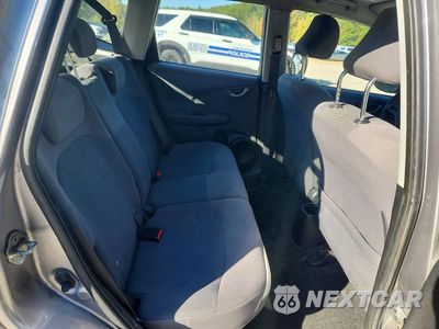 Zdjęcie 10 z 12 samochodu: 2010 HONDA FIT SPORT VIN:JHMGE8H21AS000677 - miniatura