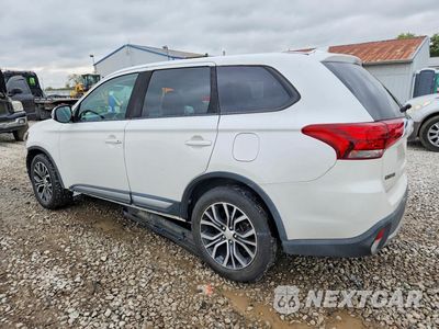 Drugie zdjęcie samochodu z przodu: 2018 MITSUBISHI OUTLANDER SE VIN:JA4AD3A34JZ037093 - miniatura