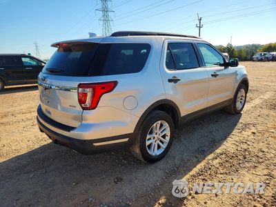 Trzecie zdjęcie samochodu z tyłu: 2017 FORD EXPLORER VIN:1FM5K8B82HGC80438 - miniatura