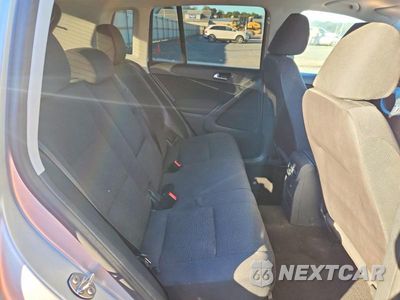 Zdjęcie 11 z 14 samochodu: 2013 VOLKSWAGEN TIGUAN S VIN:WVGAV7AX2DW502081 - miniatura