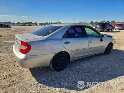 Trzecie zdjęcie samochodu z tyłu: 2003 TOYOTA CAMRY LE VIN:4T1BE32K13U188286 - miniatura