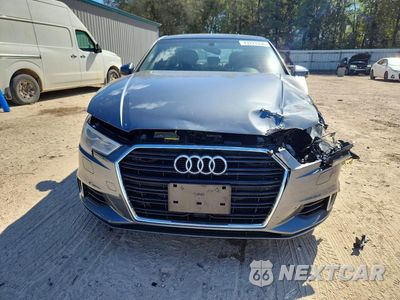 Piąte zdjęcie samochodu w środku: 2017 AUDI A3 PREMIUM VIN:WAUAUGFF5H1025489 - miniatura