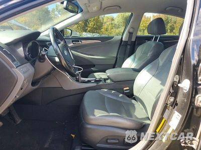 Zdjęcie 7 z 12 samochodu: 2013 HYUNDAI SONATA HYBRID VIN:KMHEC4A43DA101826 - miniatura