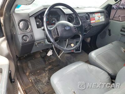 Zdjęcie 8 z 12 samochodu: 2011 FORD F750 SUPER DUTY VIN:3FRXF7FJ5BV596872 - miniatura