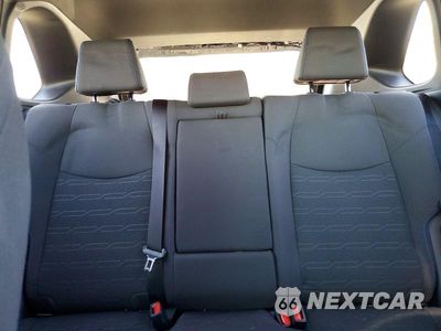 Zdjęcie 10 z 14 samochodu: 2024 TOYOTA RAV4 SE VIN:JTM16RFV8RJ046158 - miniatura