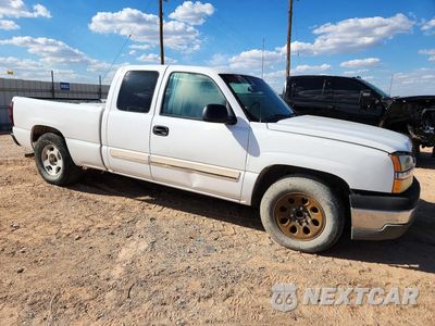Czwarte zdjęcie samochodu z boku: 2005 CHEVROLET SILVERADO C1500 VIN:1GCEC19Z15Z123846 - miniatura