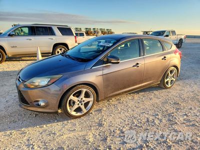 2014 FORD FOCUS TITANIUM 1FADP3N22EL381001 - główne zdjęcie licytacji z USA - miniatura