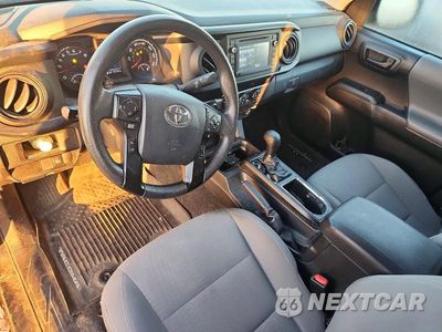Zdjęcie 8 z 12 samochodu: 2019 TOYOTA TACOMA SR VIN:5TFSX5EN5KX069542 - miniatura