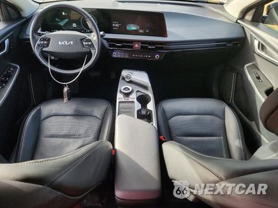 Zdjęcie 8 z 13 samochodu: 2023 KIA EV6 WIND VIN:KNDC34LA0P5127425 - miniatura