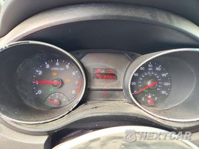 Zdjęcie 9 z 13 samochodu: 2017 KIA SEDONA LX VIN:KNDMB5C16H6224931 - miniatura
