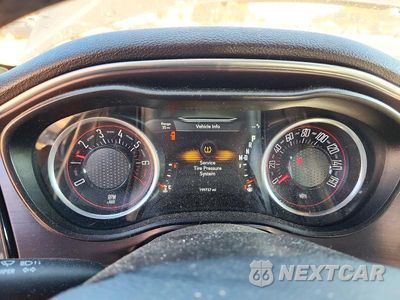 Zdjęcie 9 z 13 samochodu: 2016 DODGE CHALLENGER SXT VIN:2C3CDZAG4GH329781 - miniatura