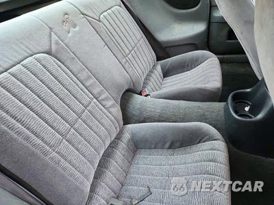 Zdjęcie 10 z 12 samochodu: 1997 CHEVROLET CAMARO BASE VIN:2G1FP22K7V2101745 - miniatura