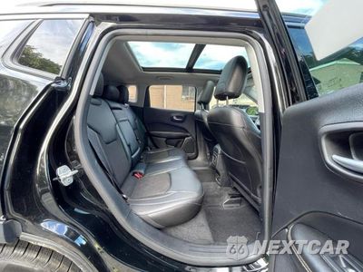 Zdjęcie 6 z 13 samochodu: 2018 JEEP COMPASS LATITUDE VIN:3C4NJCBB0JT228748 - miniatura