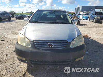 Piąte zdjęcie samochodu w środku: 2004 TOYOTA COROLLA S VIN:1NXBR32E84Z259371 - miniatura
