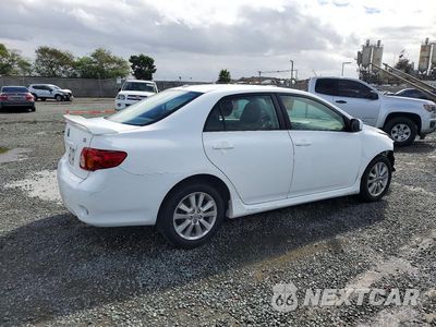 Trzecie zdjęcie samochodu z tyłu: 2010 TOYOTA COROLLA S VIN:1NXBU4EE1AZ212775 - miniatura