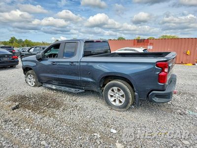 Drugie zdjęcie samochodu z przodu: 2019 CHEVROLET SILVERADO K1500 LT VIN:1GCRYDEK0KZ270457 - miniatura