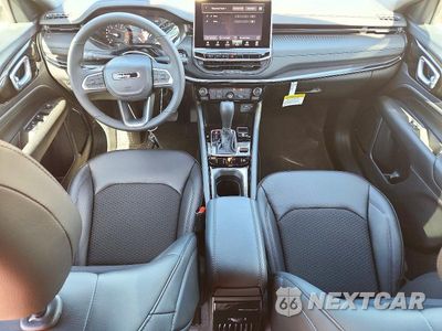 Zdjęcie 8 z 13 samochodu: 2026 JEEP COMPASS LATITUDE VIN:3C4NJDBN3TT241514 - miniatura