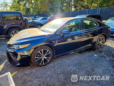 2020 TOYOTA CAMRY SE 4T1G11AK1LU893581 - główne zdjęcie licytacji z USA - miniatura