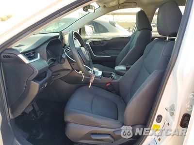 Zdjęcie 7 z 14 samochodu: 2019 TOYOTA RAV4 LE VIN:JTMG1RFV7KJ012405 - miniatura