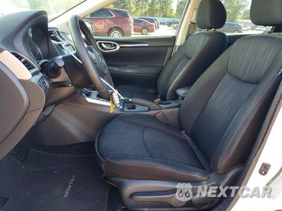 Zdjęcie 7 z 12 samochodu: 2019 NISSAN SENTRA SV VIN:3N1AB7AP2KY247860 - miniatura