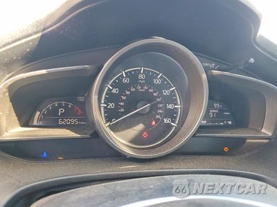 Zdjęcie 9 z 12 samochodu: 2018 MAZDA 3 SPORT VIN:3MZBN1U75JM216588 - miniatura