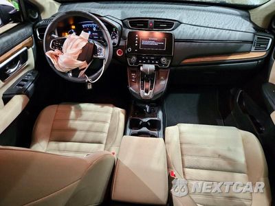 Zdjęcie 8 z 14 samochodu: 2019 HONDA CR-V EX VIN:7FARW2H5XKE041410 - miniatura